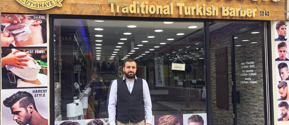 Golden Scissors Camberley-banner-image